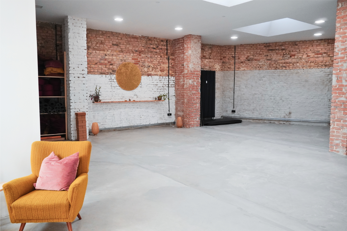Ansicht Studio Goldene Mitte 1 Gesamtansicht Raum 1