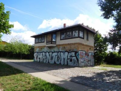 ehemaliges Stellwerk am Thüringer Bahnhof